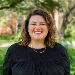 Headshot of Hillary Everts