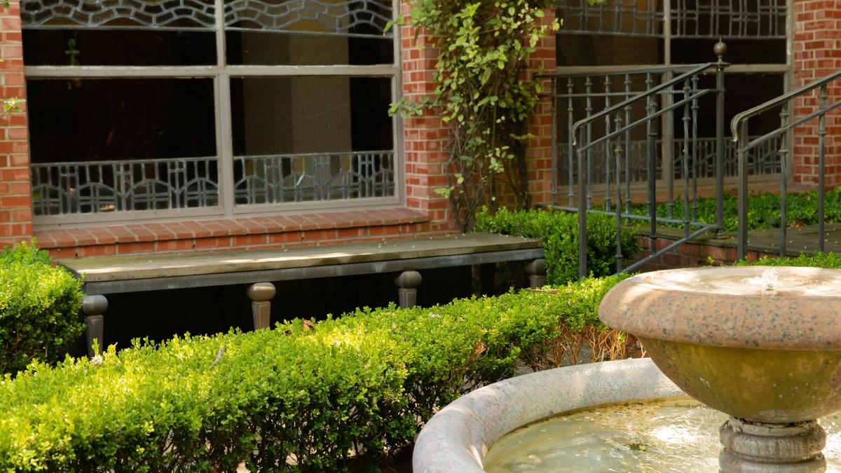 Fountain in a courtyard next to Parker Chapel